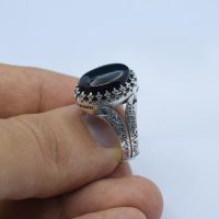 انگشتر عقیق سیاه مردانه نقره طرح ذوالفقار و نوشته لافتی الا علی... کد{101051}