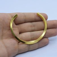 بنگل مردانه یا زنانه ساده طرح پیچ طلایی جنس کروم کد{101045}