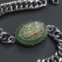 دستبند کارتیه عقیق با حکاکی یا فاطمه الزهرا س جنس کروم کد{101015}