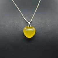 گردنبند سنگ جید زنانه با رنگ زرد طرح قلب سایز کوچک